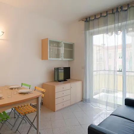 Apartment Arma Karma - Wifi - 150 From The Arma di Taggia