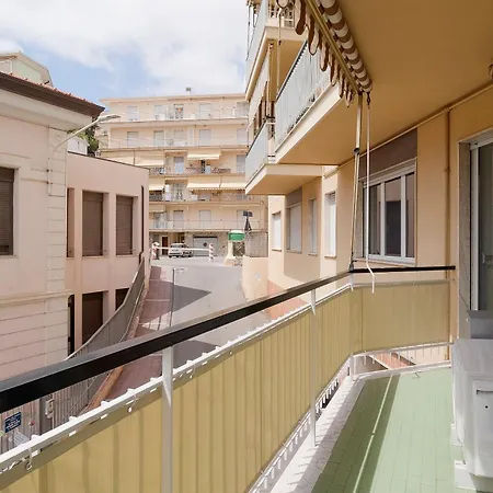 Arma Karma - Wifi - 150 From The Apartment Arma di Taggia