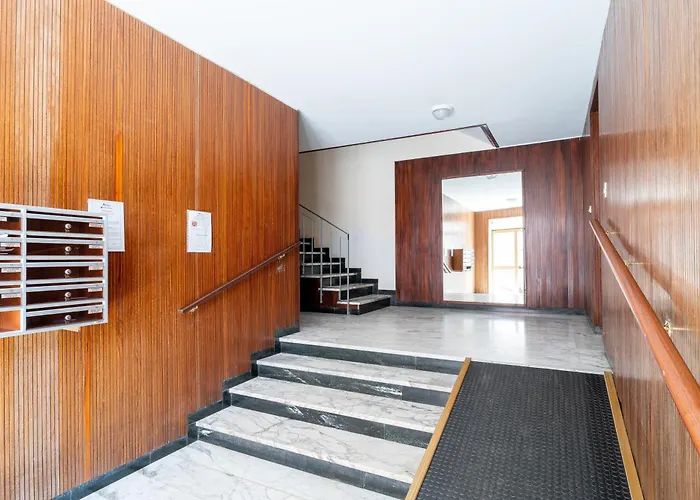 아파트 Arma Karma - 150 From The 아르마 디 타지아